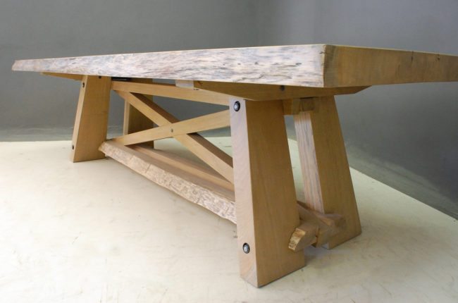 Rov Dining Table